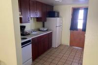 2 Bedroom Apartment with Kitchen