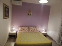 Deluxe Room (2 Adults + 1 Child)