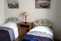 LES EMBRUNS JARDIN - Ferienwohnung Saint-Pol-de-Léon