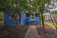 Middle Bass Island Home - Pool and Hot Tub Access! - Ferienwohnung
