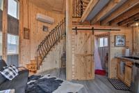 Unique Utah Tin Cabin with Mountain Views! - Bed and Breakfast Antimony