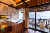 Executive Suite with Jacuzzi and Sauna, Mountain View, 10% Discount on Food