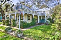 B&B Fredericksburg - Historic Grape Arbor House Less Than 2 Blocks to Main St - Bed and Breakfast Fredericksburg