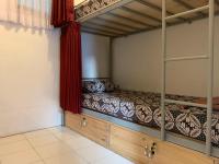 Dormitorio Misto