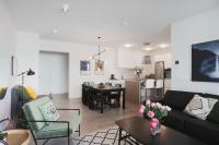 Salka Suites Luxury apartment 2BR, 2 bathrooms - Chambres d’hôtes