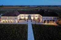 B&B Chassagne-Montrachet - Chateau de Chassagne-Montrachet - Bed and Breakfast Chassagne-Montrachet