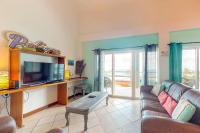 Suite E302 @ Mara Laguna - B&B