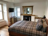 Kamer met Kingsize Bed en Uitzicht op Zee
