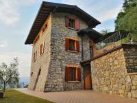 IseoLakeRental - La Stallina - Monte Isola - B&B