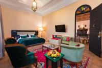 Suite mit Kingsize-Bett mit Whirlpool