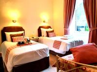 Camera Doppia con Letti Singoli