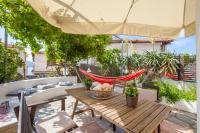 Apartamento con terraza 