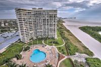 Beachfront Marco Island Resort Condo with Pool! - B&B