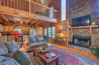 B&B Ellijay - Riverbend Reserve Cabin with Yard and Fire Pit! - Bed and Breakfast Ellijay