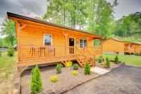 B&B Bryson City - Cozy Bryson City Cabin about 6 Mi to Harrahs Casino! - Bed and Breakfast Bryson City