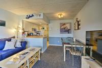 B&B Wildwood - Coastal Condo with Pool, 1 Block to Wildwood Beach! - Bed and Breakfast Wildwood