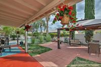 B&B Tucson - Tucson Getaway with Yard, Pool, Hot Tub and Gas Grill! - Bed and Breakfast Tucson