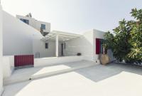 modern apartment with a sea view and swimming pool in Koundouros - B&B Koundouros