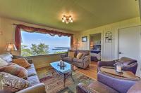 B&B Port Angeles - Waterfront Home about 6 Mi to Olympic National Park! - Bed and Breakfast Port Angeles