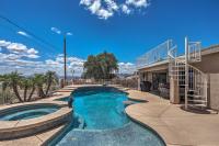 B&B Lake Havasu City - Home with Rooftop Balcony about 4 Mi to Lake Havasu! - Bed and Breakfast Lake Havasu City