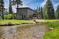 Creekfront Lincoln Home, Steps from Downtown! - B&B