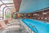 Lincoln Resort Condo w/ Pool Access - Near Hiking! - B&B Lincoln
