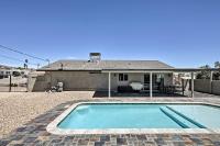 B&B Lake Havasu City - Lake Havasu Home with Mtn Views - 10 Mins to Marina! - Bed and Breakfast Lake Havasu City