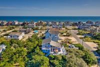 Westhampton Beach Home with Deck and Ocean Views! - B&B Westhampton Beach