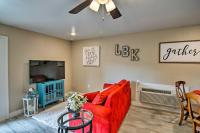 Walk to Texas Tech! Cozy Lubbock Gem with Patio - Chambres d’hôtes Lubbock