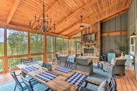 B&B Ellijay - Cork and Creek Cottage with Mtn and Pasture Views! - Bed and Breakfast Ellijay