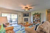 Bright Ruidoso Condo with Deck and Golf Course Views! - B&B