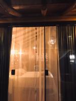 King Suite with Spa Bath