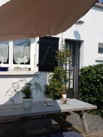 gîte les petits poissons verts et massages - B&B