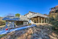 Bright Southern Shores Family Home < 1 Mi to Beach - Chambres d'hôtes Southern Shores