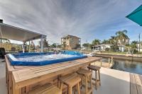Canalfront Home with Dock and Access to Gulf of Mexico - B&B Hudson