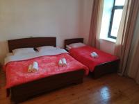 6-Bed Mixed Dormitory Room
