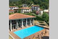 Mamma Ciccia - Lake front apartment, beach and swimming pool - Chambres d'hôtes Lierna