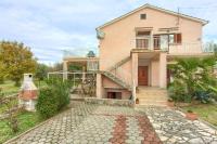 Rasopasno Apartment with terrace and private parking - B&B Rasopasno