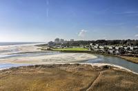 Ocean Views and Amenities Sands Beach Club Condo! - B&B Myrtle Beach