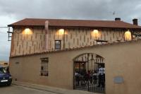 Hostal Los Oteros - B&B Pajares de los Oteros