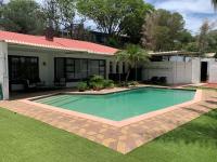 Tourmaline Holiday House - B&B Windhoek