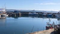 B&B Penzance - Sail Loft Lookout - Modern Harbourside Apartment with Character Features - 101 - Bed and Breakfast Penzance