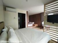 Kluang Container Swimming Pool Hotel