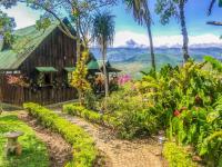 Casa Campestre estilo Chalet Los Pirineos - Cerca a Cali - Bed and Breakfast