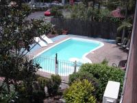 Avaleen Lodge Motor Inn - B&B
