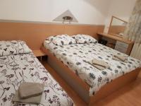Dreibettzimmer