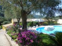 Aphrodite Studios & Pool - B&B