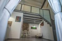 Appartamento su 2 Livelli con 2 Camere da Letto - Piano Terra