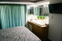 Laurel Inn 511