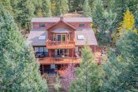 Expansive Mountain Retreat with Views of Pikes Peak! - B&B